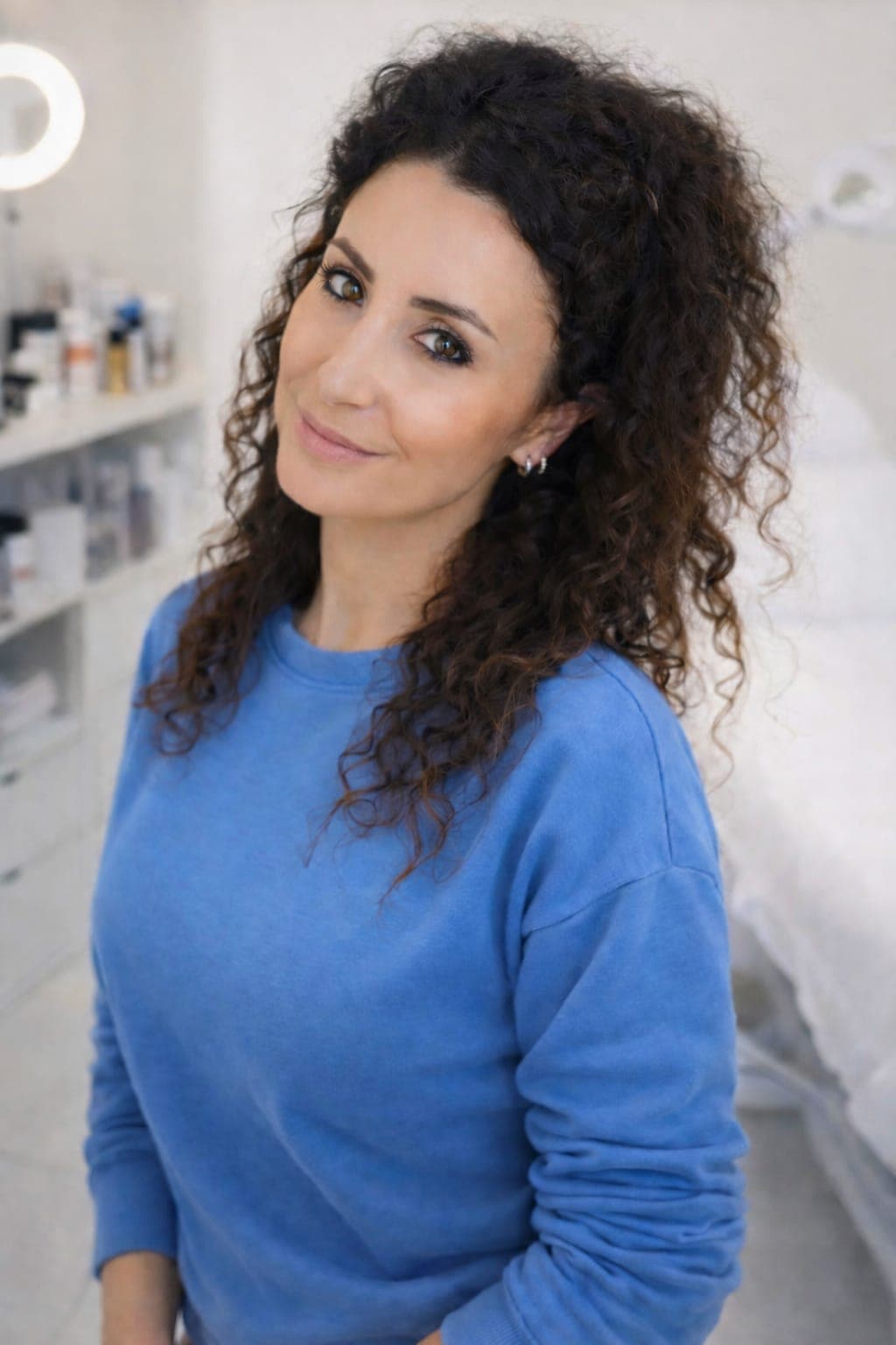 Valentina Bonacci - PMU Artist nel suo studio di dermopigmentazione